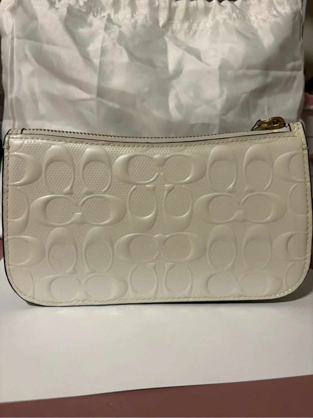 Coach wristlet ivory